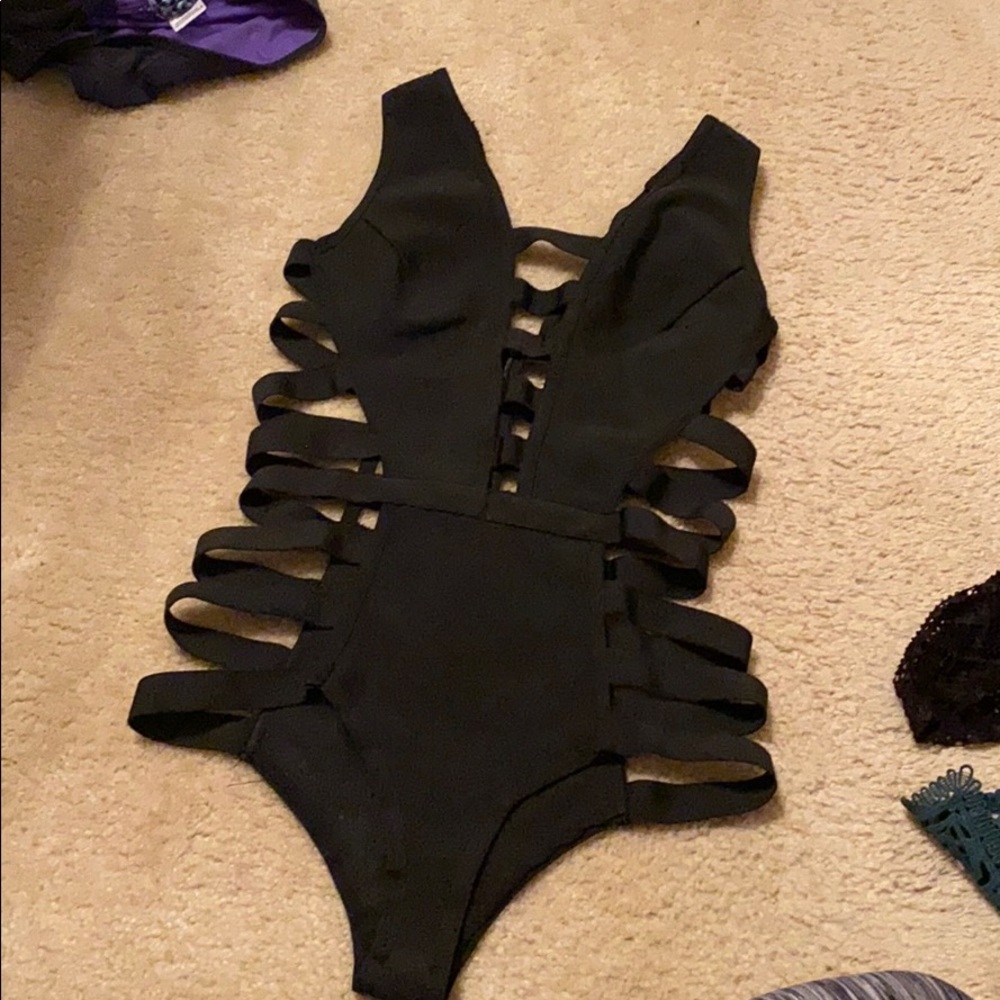 Fashion nova black swim suit